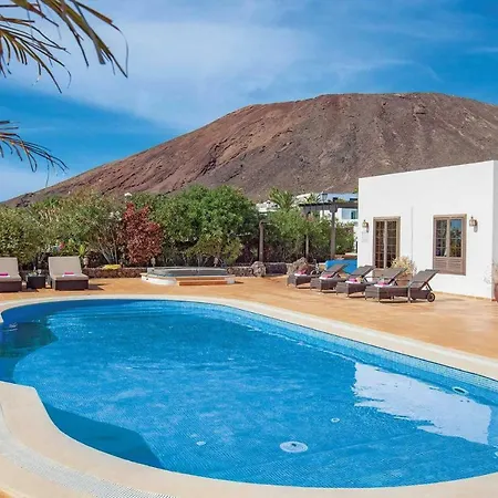 Willa Playa Blanca Sleeps 10 Pool Air Con Wifi