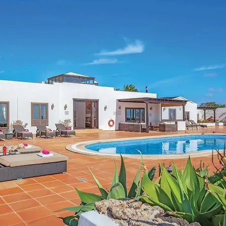 Willa Playa Blanca Sleeps 10 Pool Air Con Wifi *